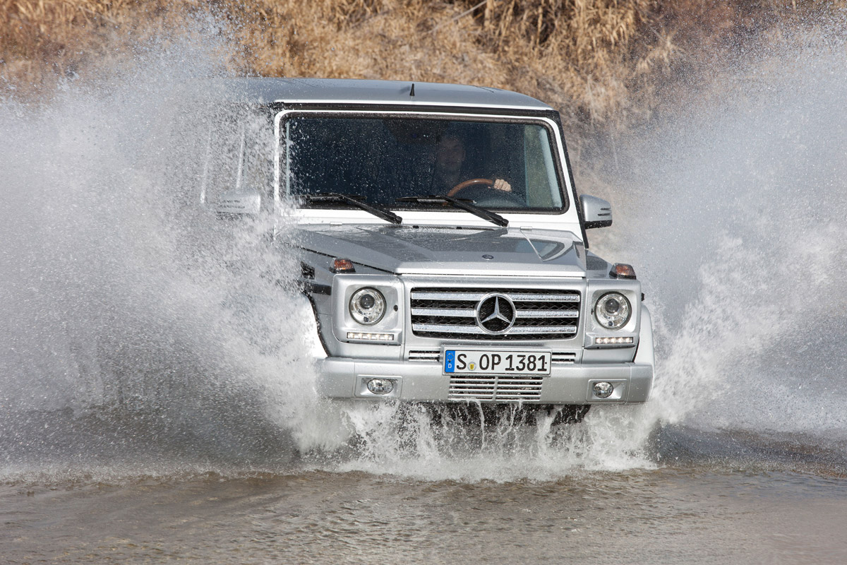 Mercedes G-Class water splash action shot