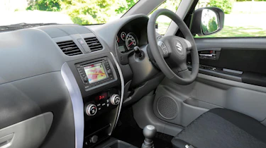 Suzuki SX4 interior