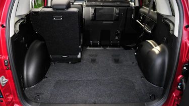 Suzuki Grand Vitara boot