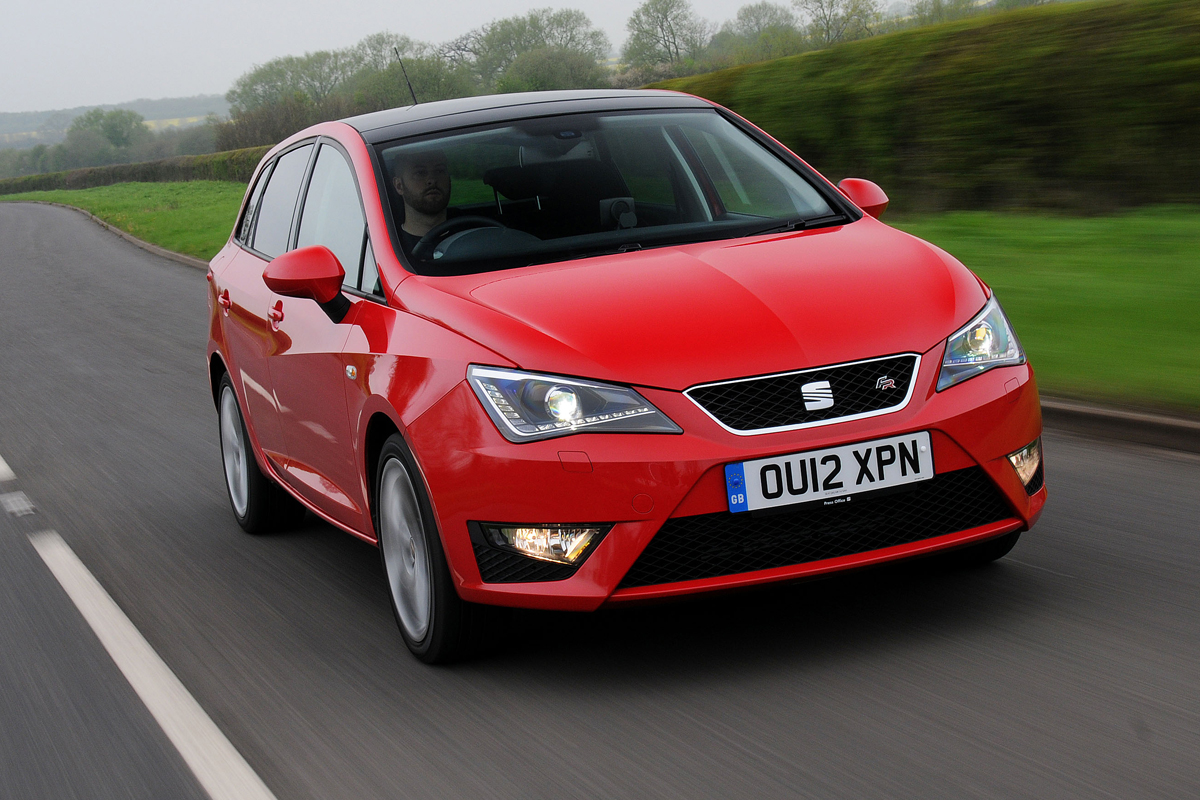 SEAT Ibiza ST front tracking