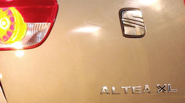 SEAT Altea XL badge