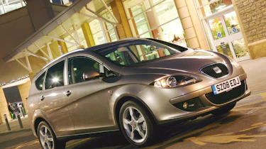 SEAT Altea XL front three-quarters
