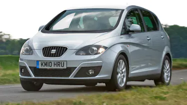 SEAT Altea front cornering