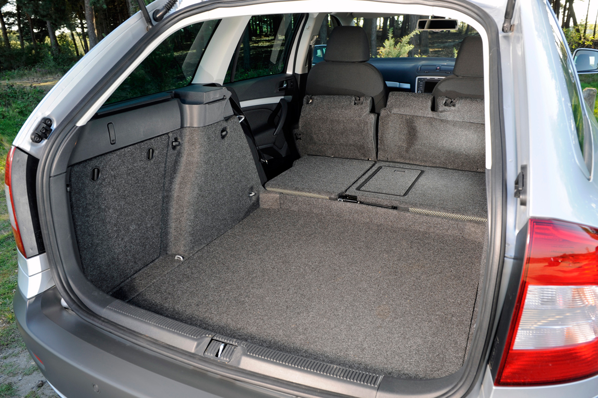Skoda Octavia Scout boot