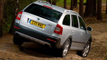 Skoda Octavia Scout rear three-quarters