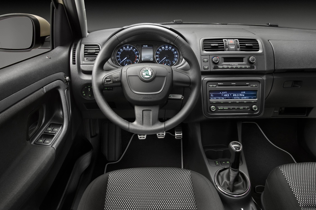 Skoda Roomster Scout dash