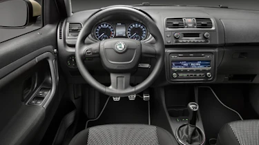 Skoda Roomster Scout dash