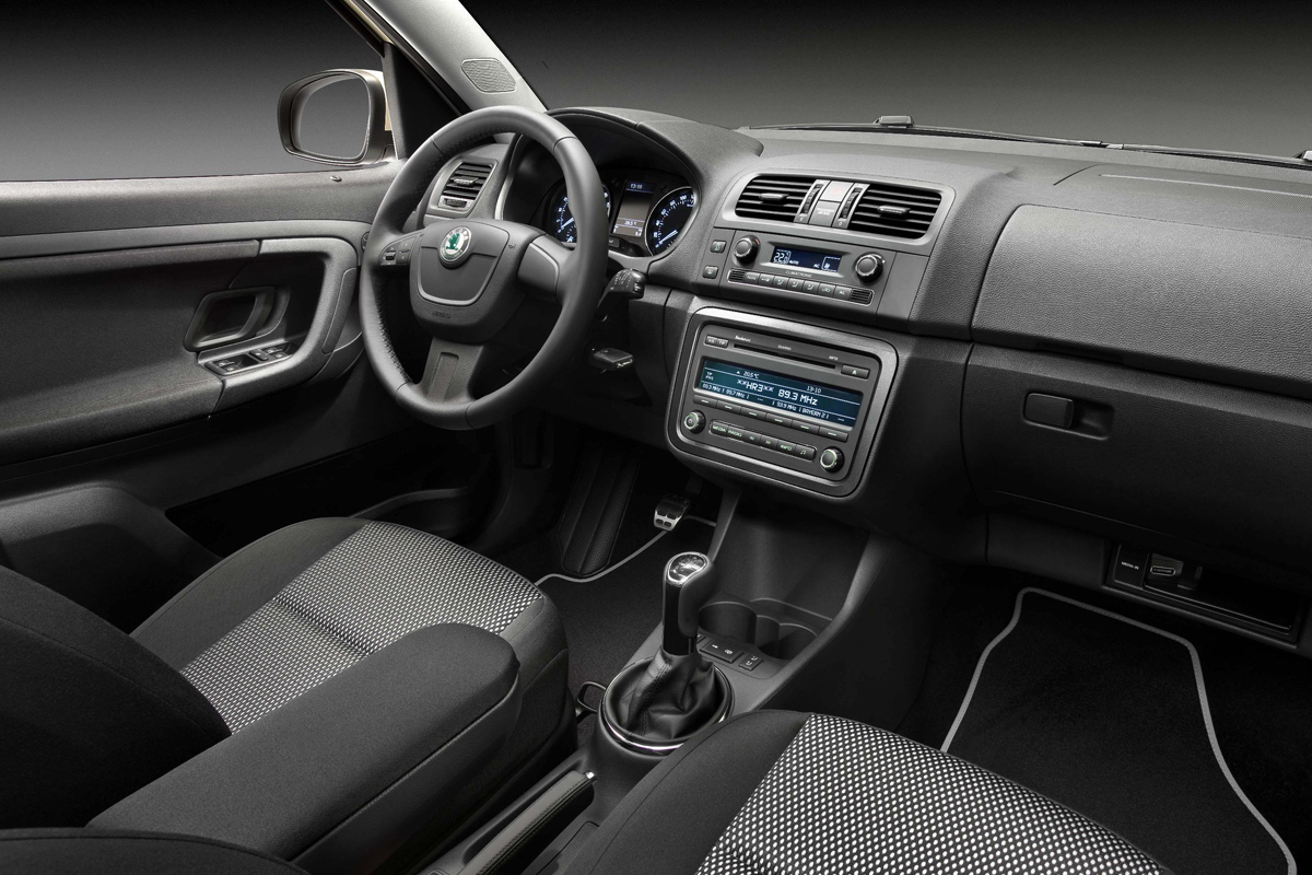 Skoda Roomster Scout interior