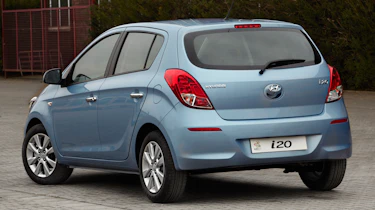 Hyundai i20 Blue rear three-quarters