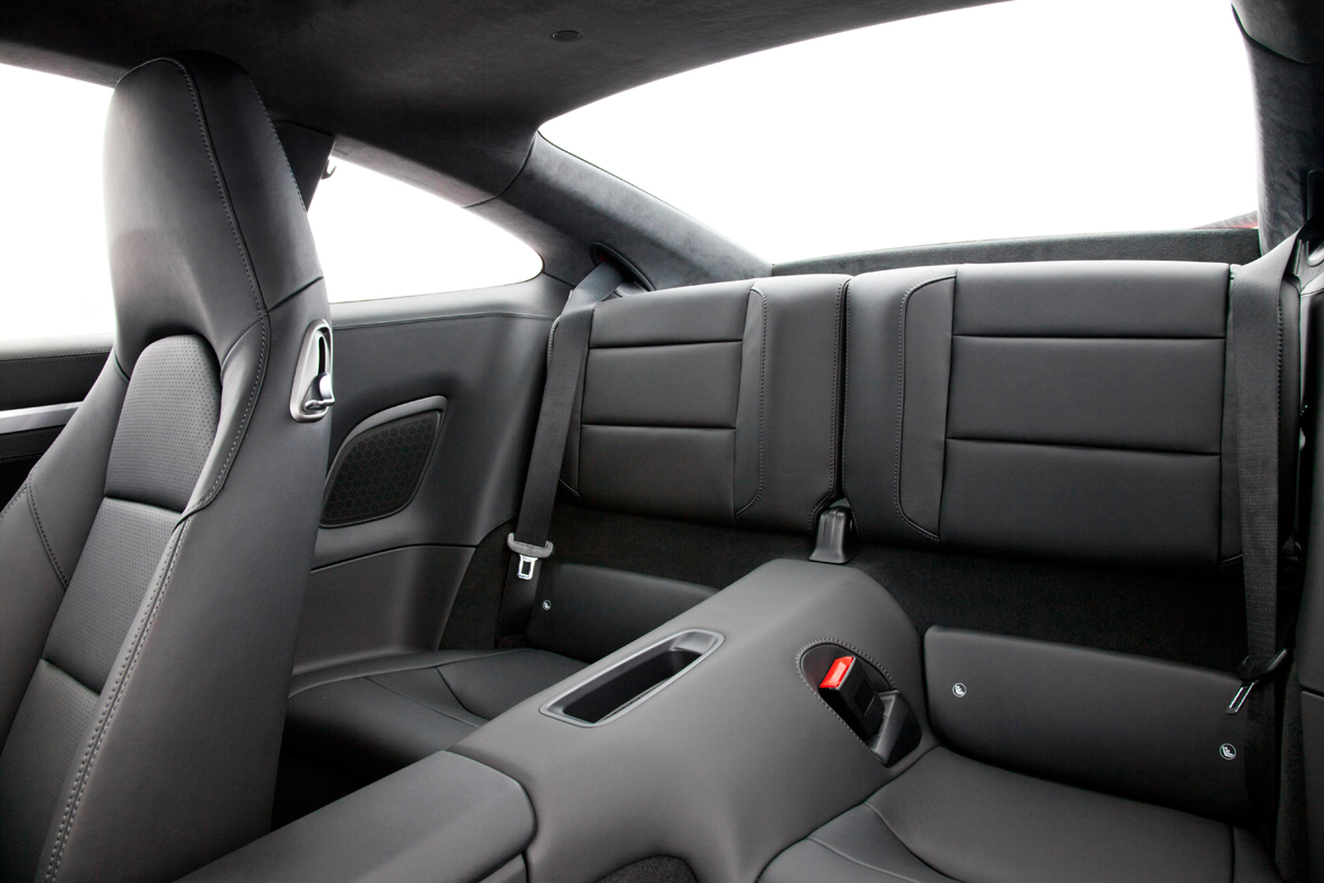 Porsche 911 Carrera rear seats