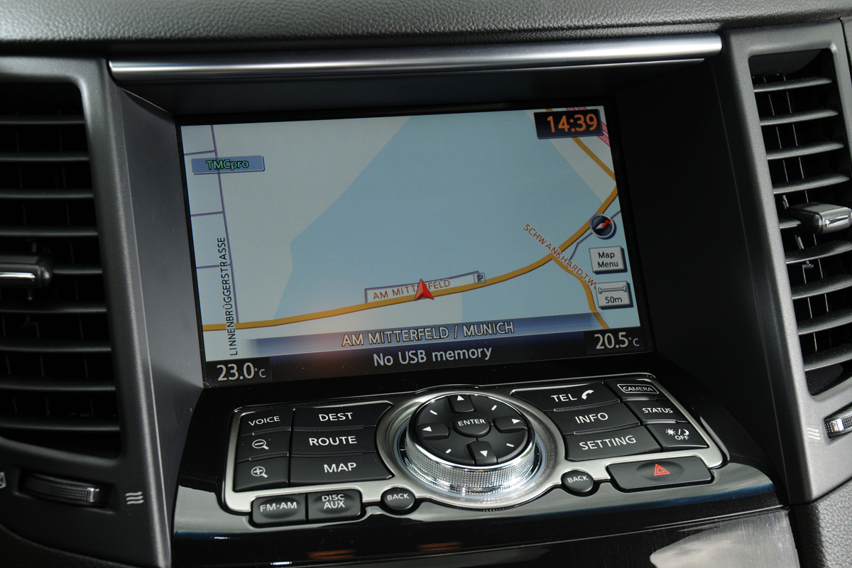 Infiniti FX 50S Premium sat-nav