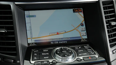 Infiniti FX 50S Premium sat-nav