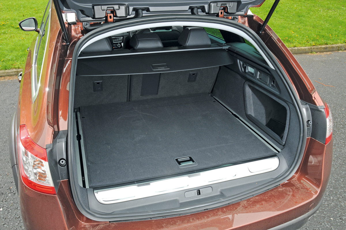 Peugeot 508 RXH boot