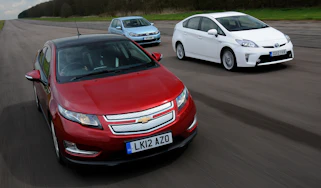 Chevrolet Volt vs rivals