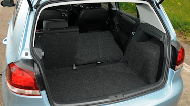 VW Golf 1.6 TDI BlueMotion boot