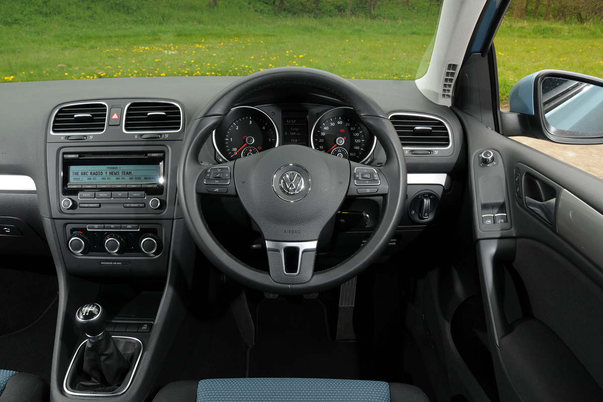 VW Golf 1.6 TDI BlueMotion  dash