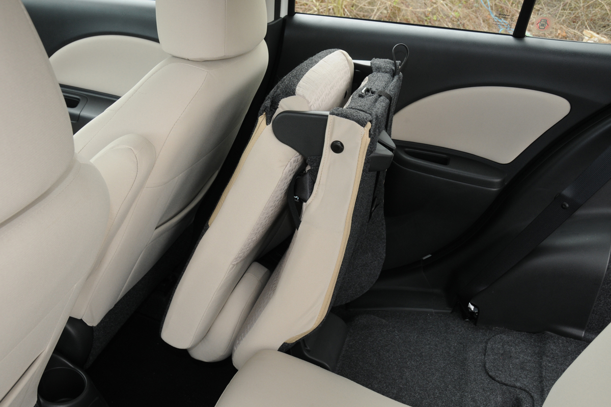 Nissan Micra DiG-S Shiro seats folded