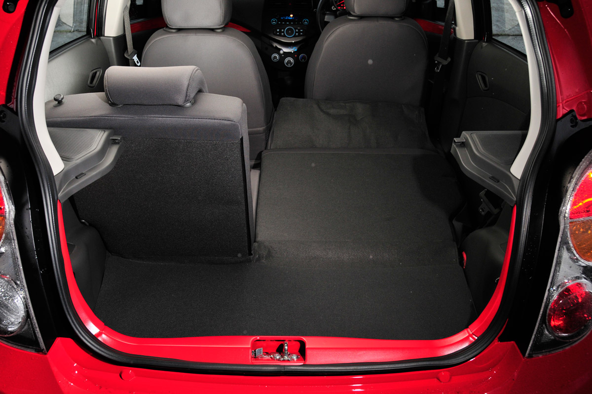 Chevrolet Spark boot