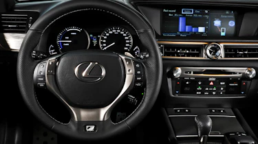 Lexus GS dash