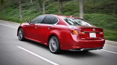 Lexus GS rear tracking