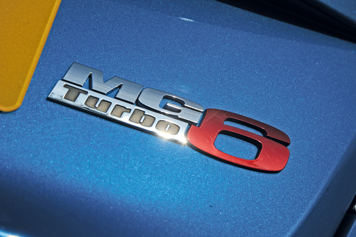 MG6 badge