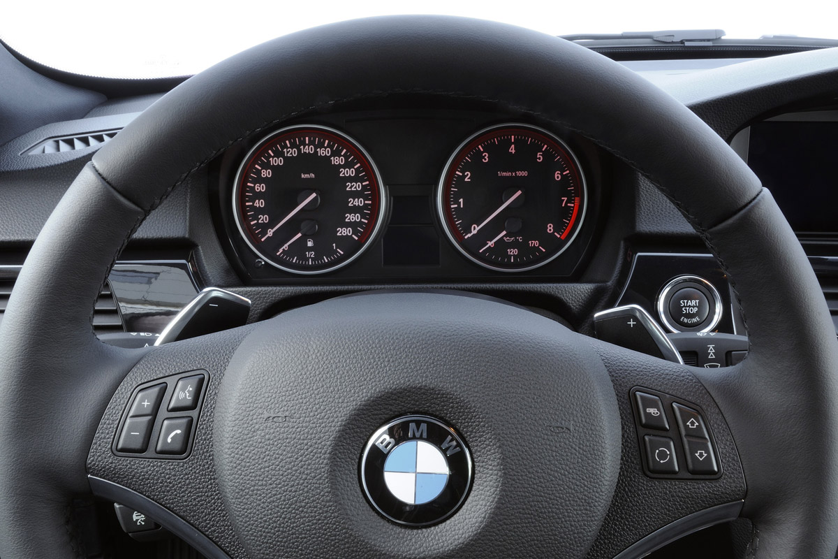 BMW 3-Series Coupe dials