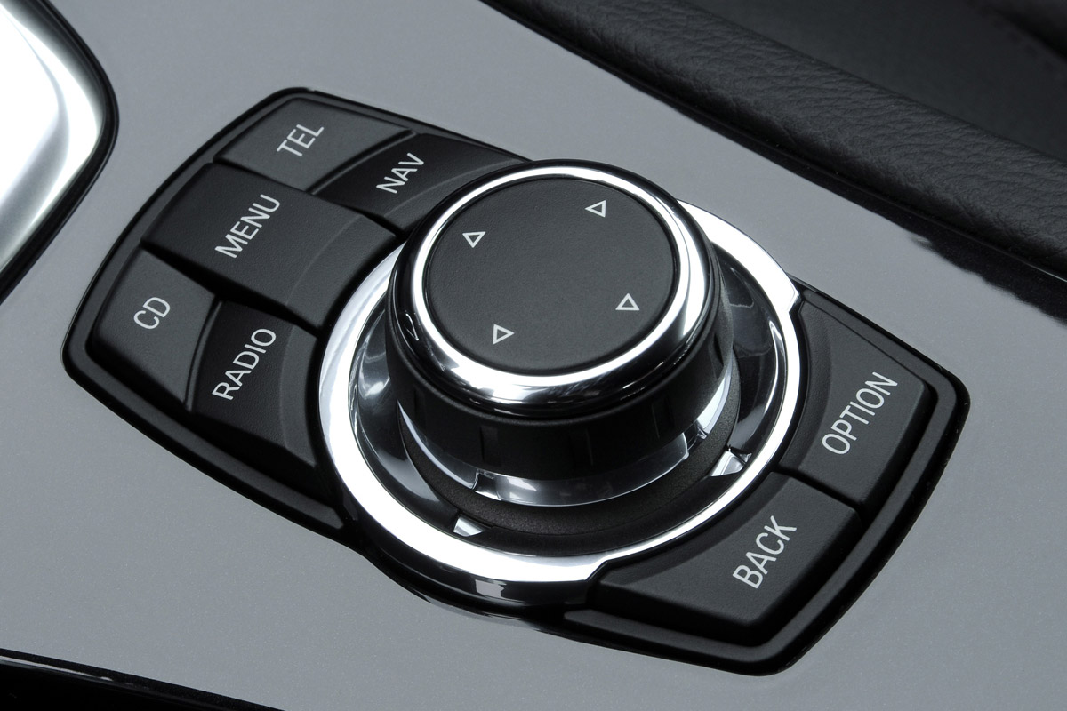BMW 3-Series Coupe iDrive control