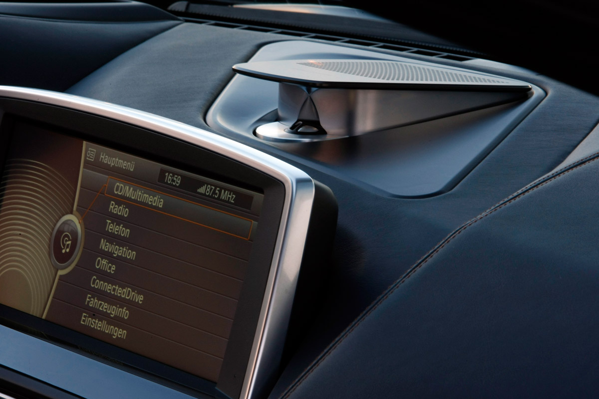 BMW 6-Series Coupe interior detail