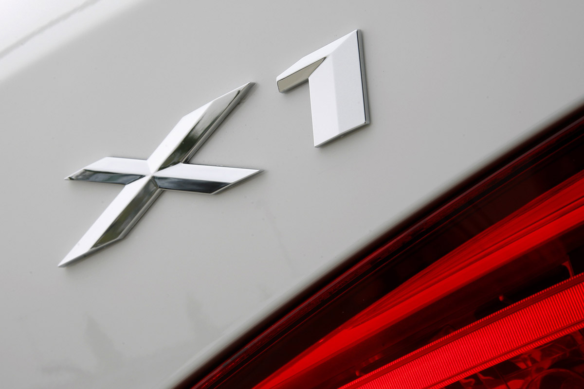 BMW X1 badge