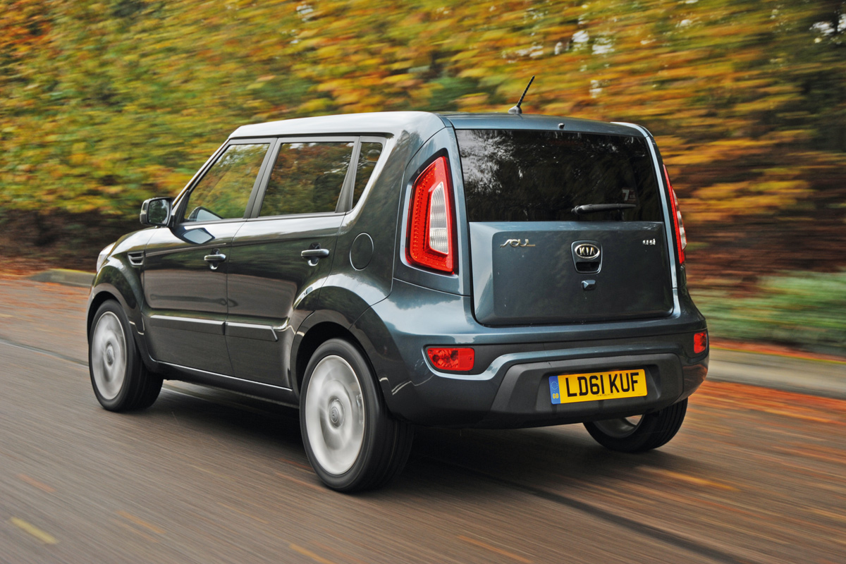 Kia Soul rear tracking