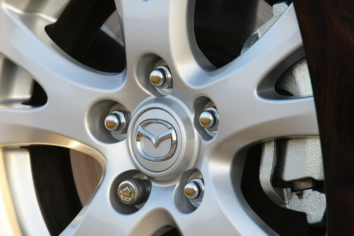 Mazda 6 wheel