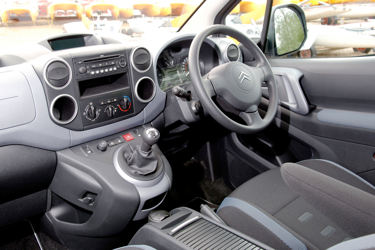 Citroen Berlingo Multispace dash