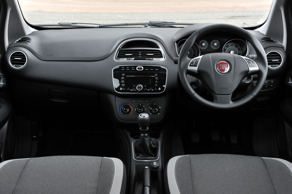 Fiat Punto interior