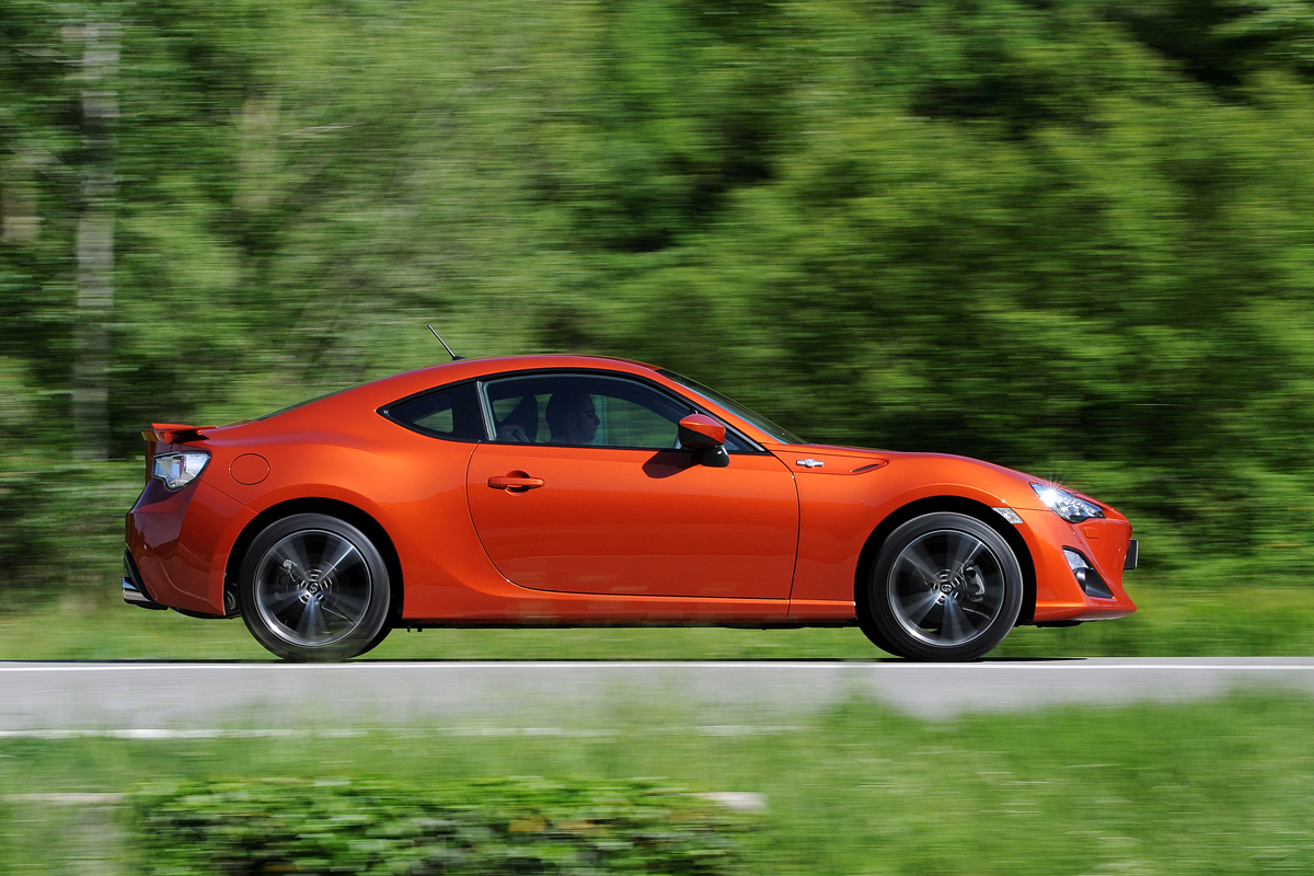 Toyota GT 86 panning