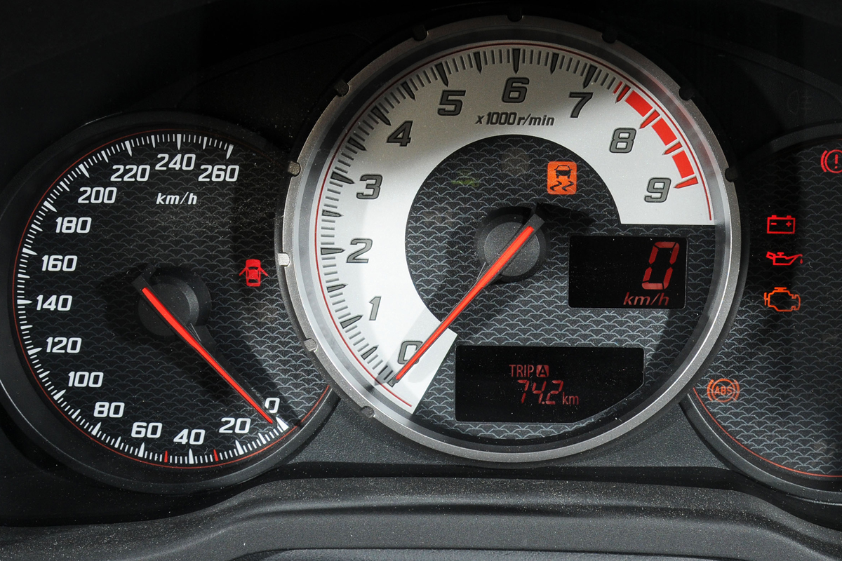 Toyota GT 86 dials
