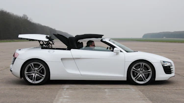 Audi R8 Spyder 4.2 FSI profile