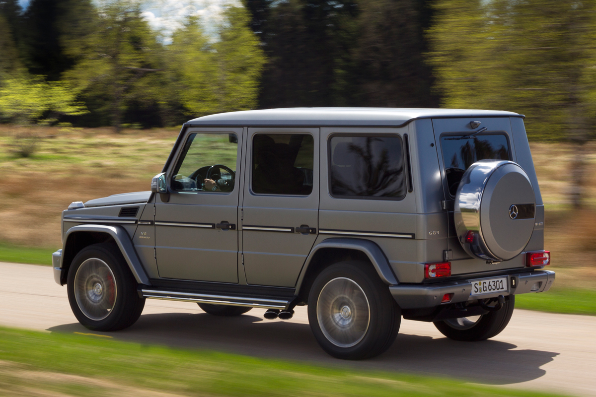 Mercedes G63 AMG rear tracking