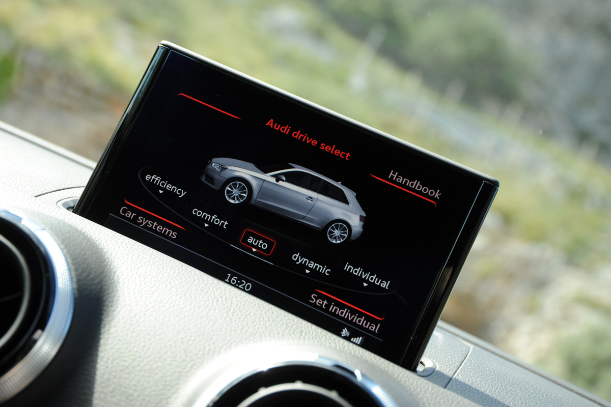 Audi A3 display