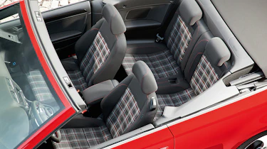 VW Golf GTI Cabriolet seats