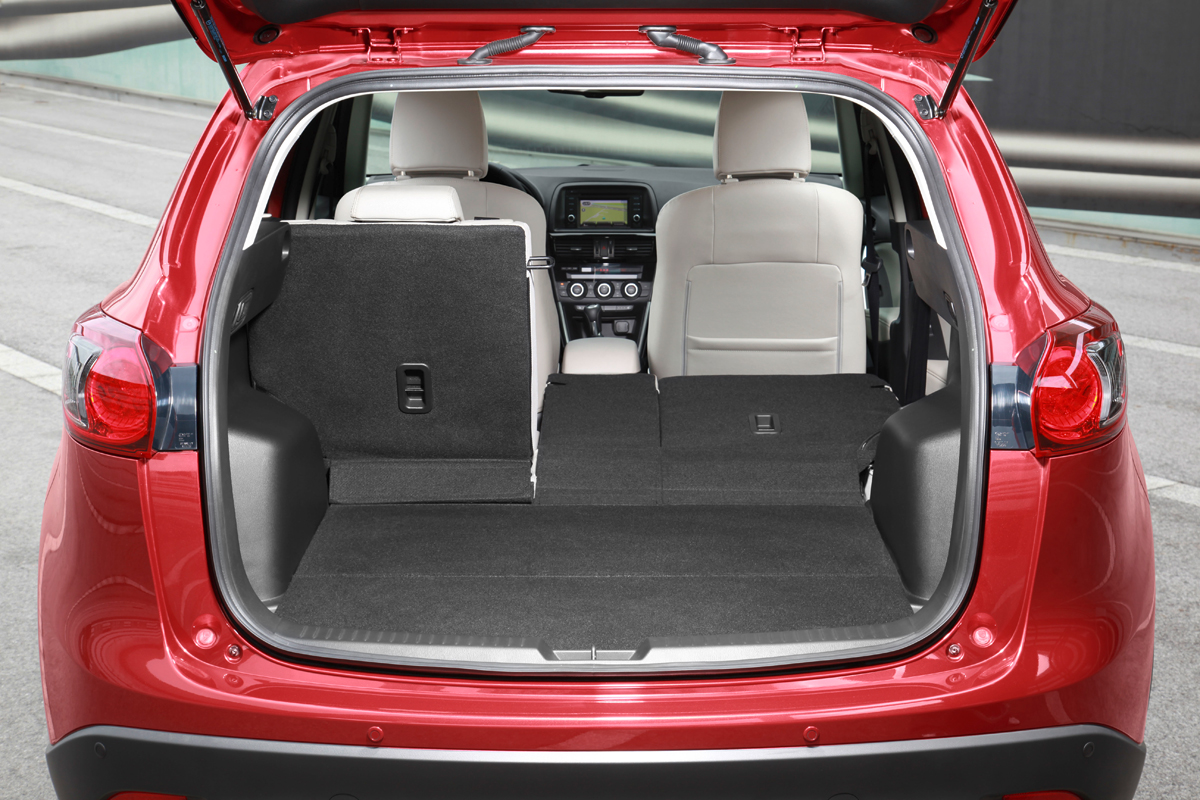 Mazda CX-5 2.2D boot
