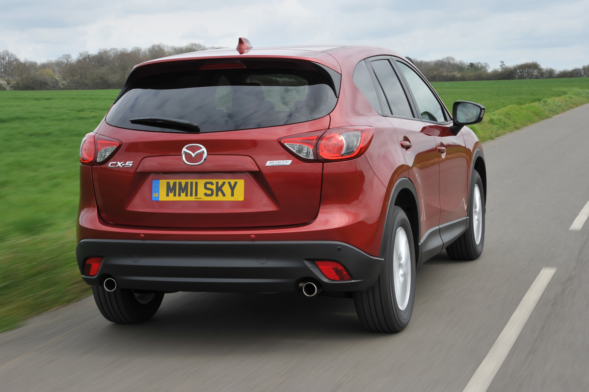Mazda CX-5 2.2D rear tracking