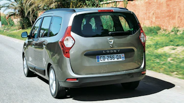 Dacia Lodgy rear tracking
