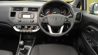 Kia Rio dash
