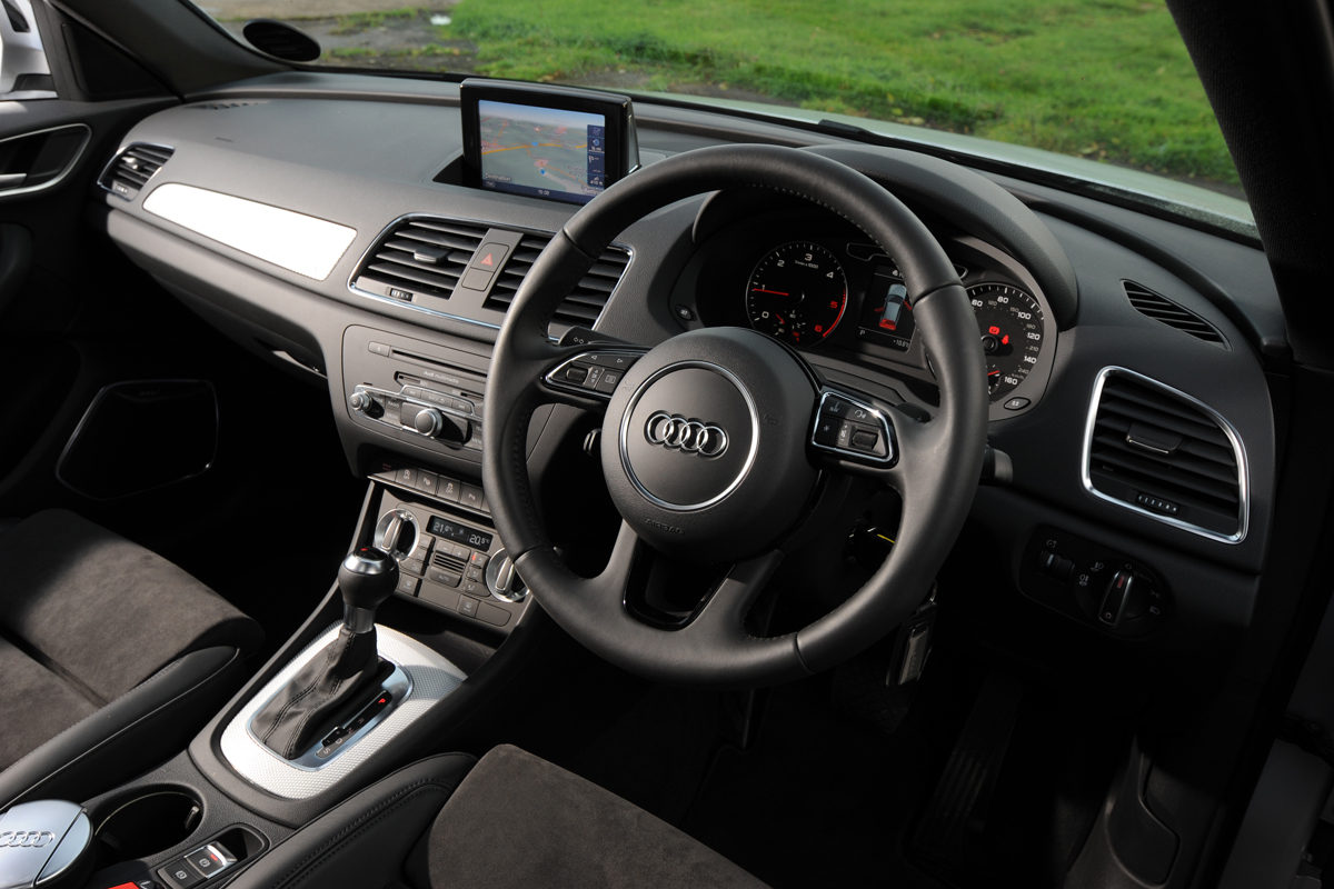 Audi Q3 interior
