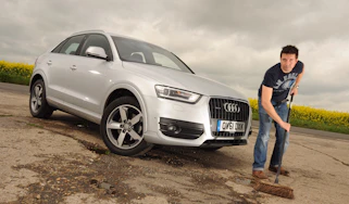 Audi Q3 header