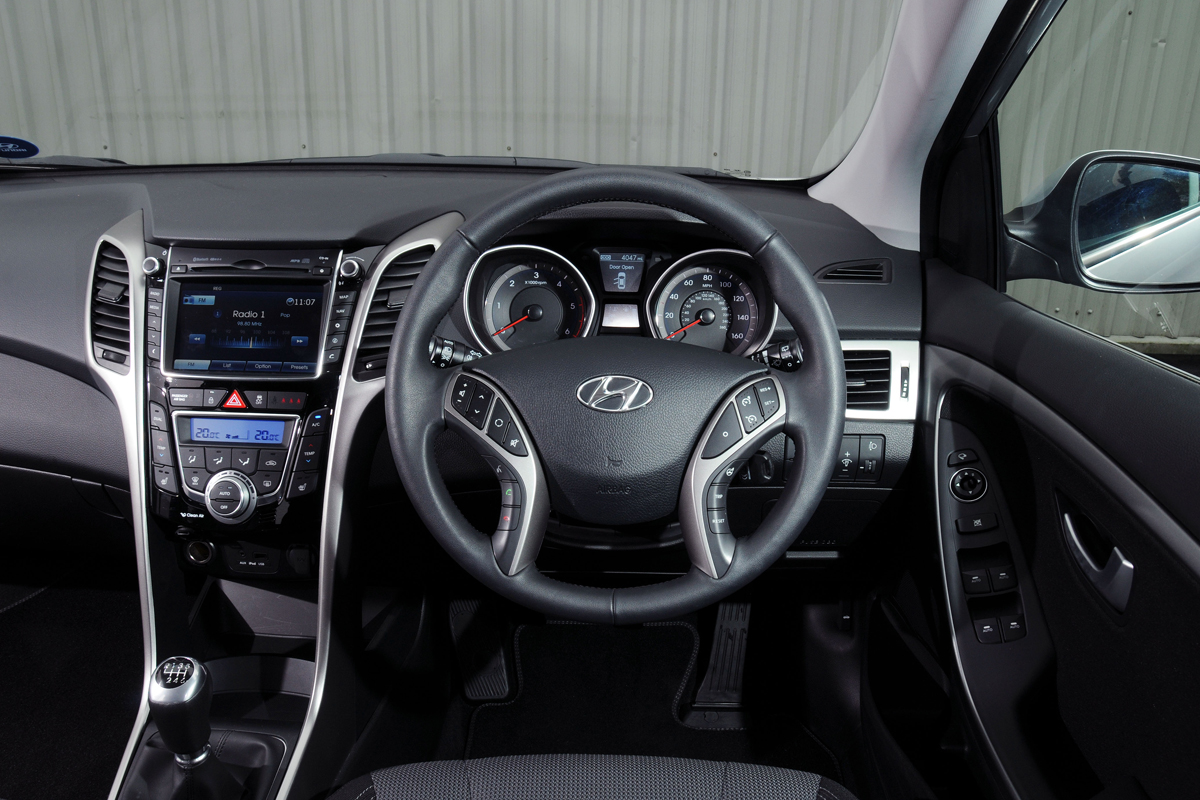 Hyundai i30 1.6 CRDi Style Nav interior
