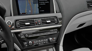 BMW M6 Convertible centre console