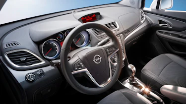 Vauxhall Mokka interior