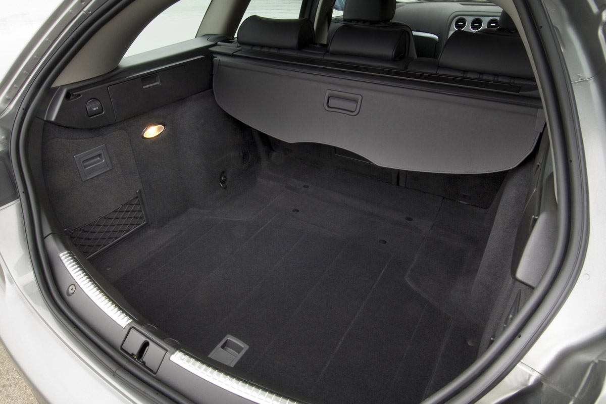 Alfa Romeo 159 Sportwagon estate boot