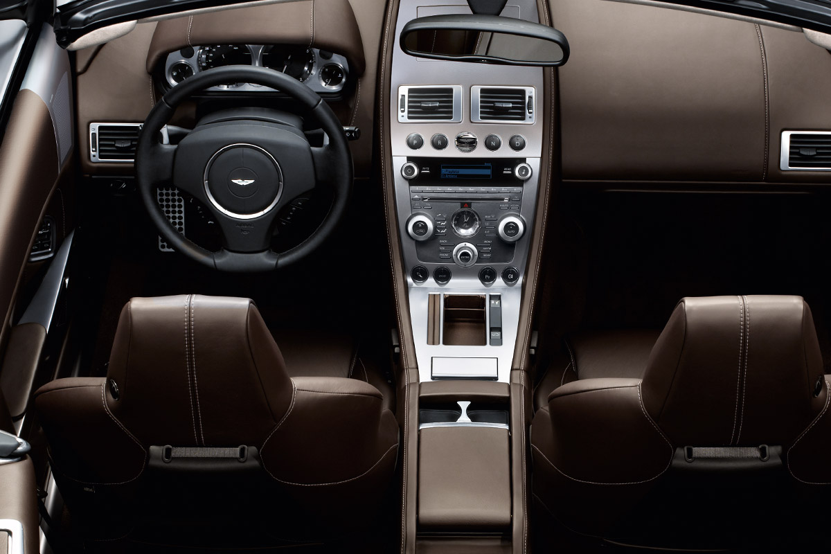 Aston Martin DB9 Volante convertible dash